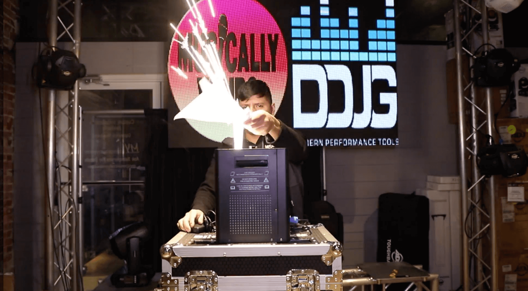Read more about the article Add life to your events: ProX Blitzz Cold Spark Machine